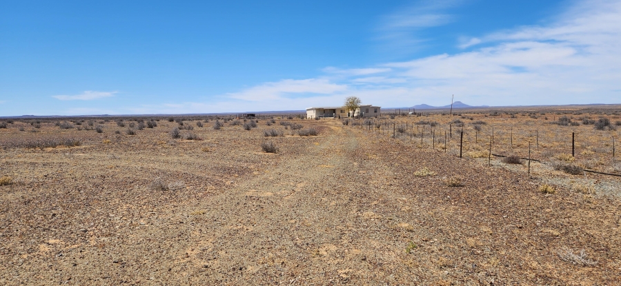 2 Bedroom Property for Sale in Loeriesfontein Northern Cape